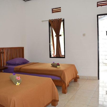 Safsia Homestay Toyapakeh ภายนอก รูปภาพ