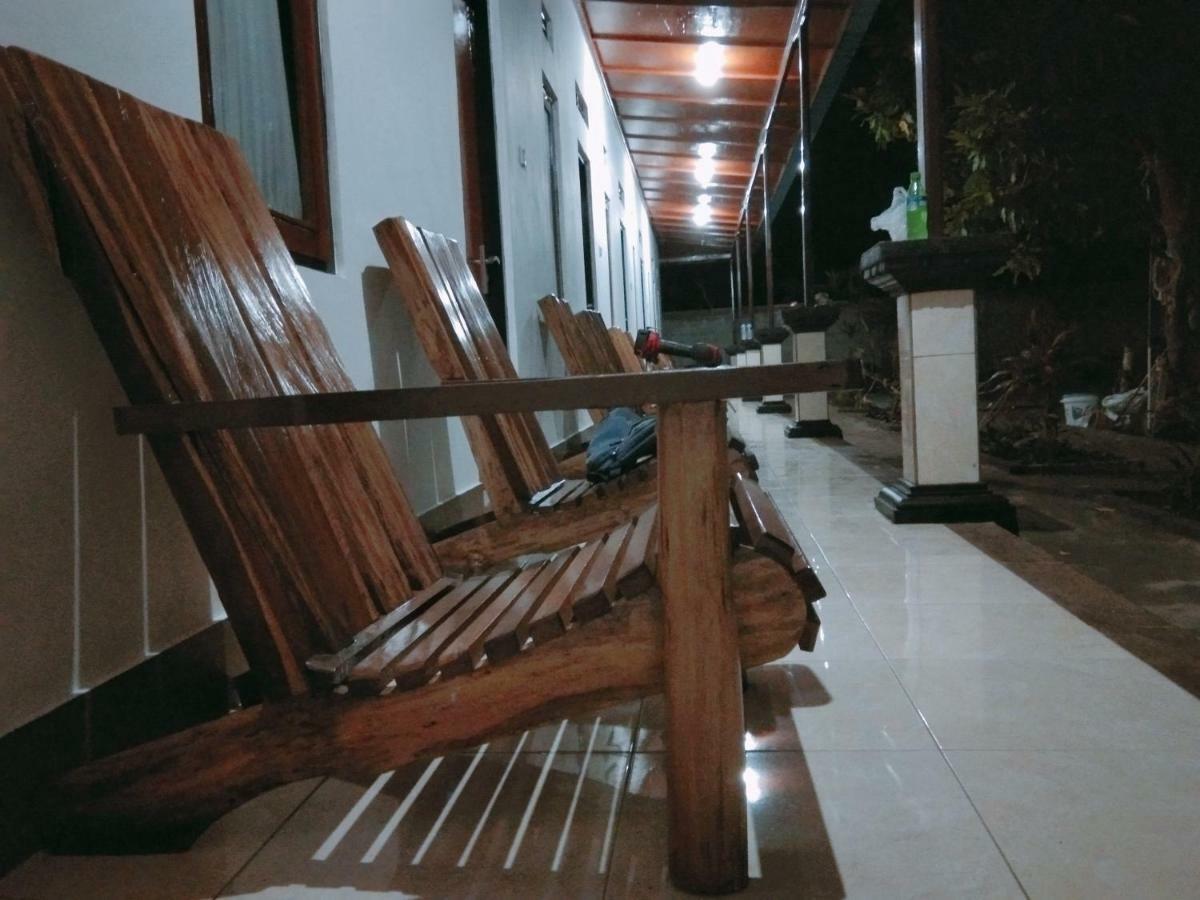 Safsia Homestay Toyapakeh ภายนอก รูปภาพ