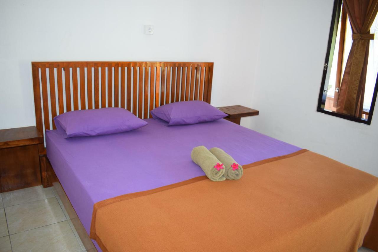 Safsia Homestay Toyapakeh ภายนอก รูปภาพ