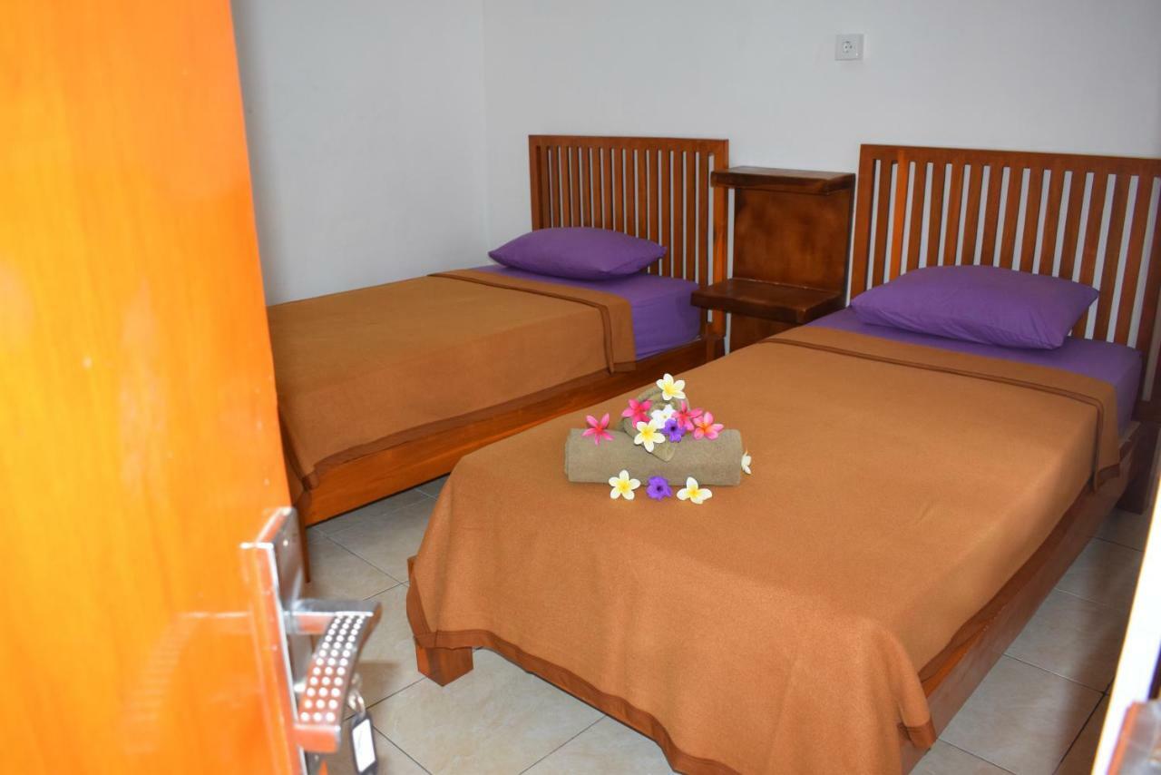 Safsia Homestay Toyapakeh ภายนอก รูปภาพ