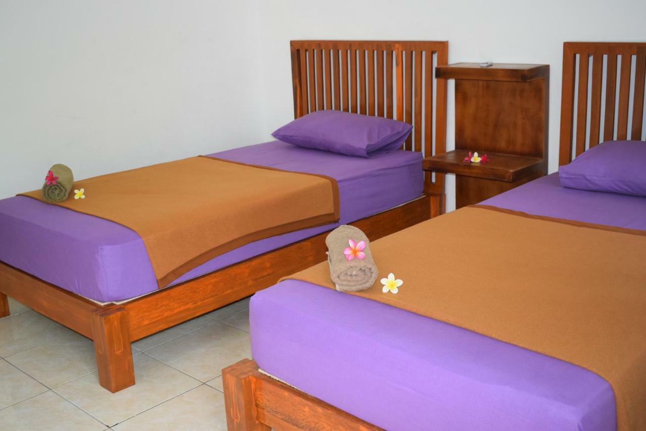 Safsia Homestay Toyapakeh ภายนอก รูปภาพ