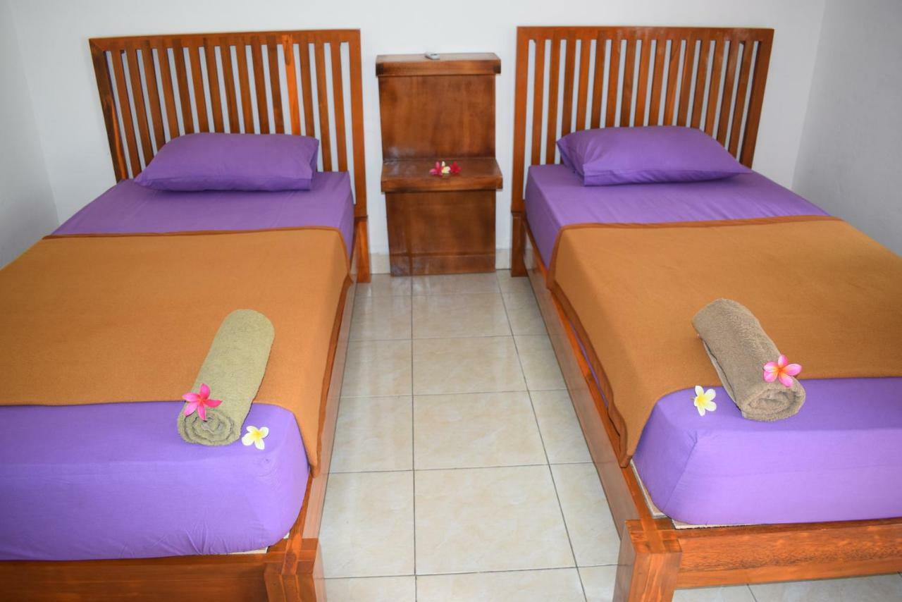 Safsia Homestay Toyapakeh ภายนอก รูปภาพ