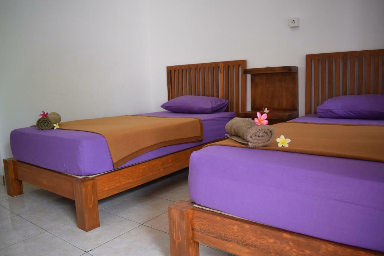 Safsia Homestay Toyapakeh ภายนอก รูปภาพ