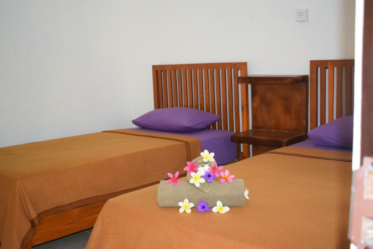 Safsia Homestay Toyapakeh ภายนอก รูปภาพ